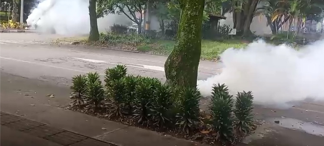 En video: por enfrentamientos entre encapuchados y policía, UdeA suspendió actividades en la ciudadela universitaria