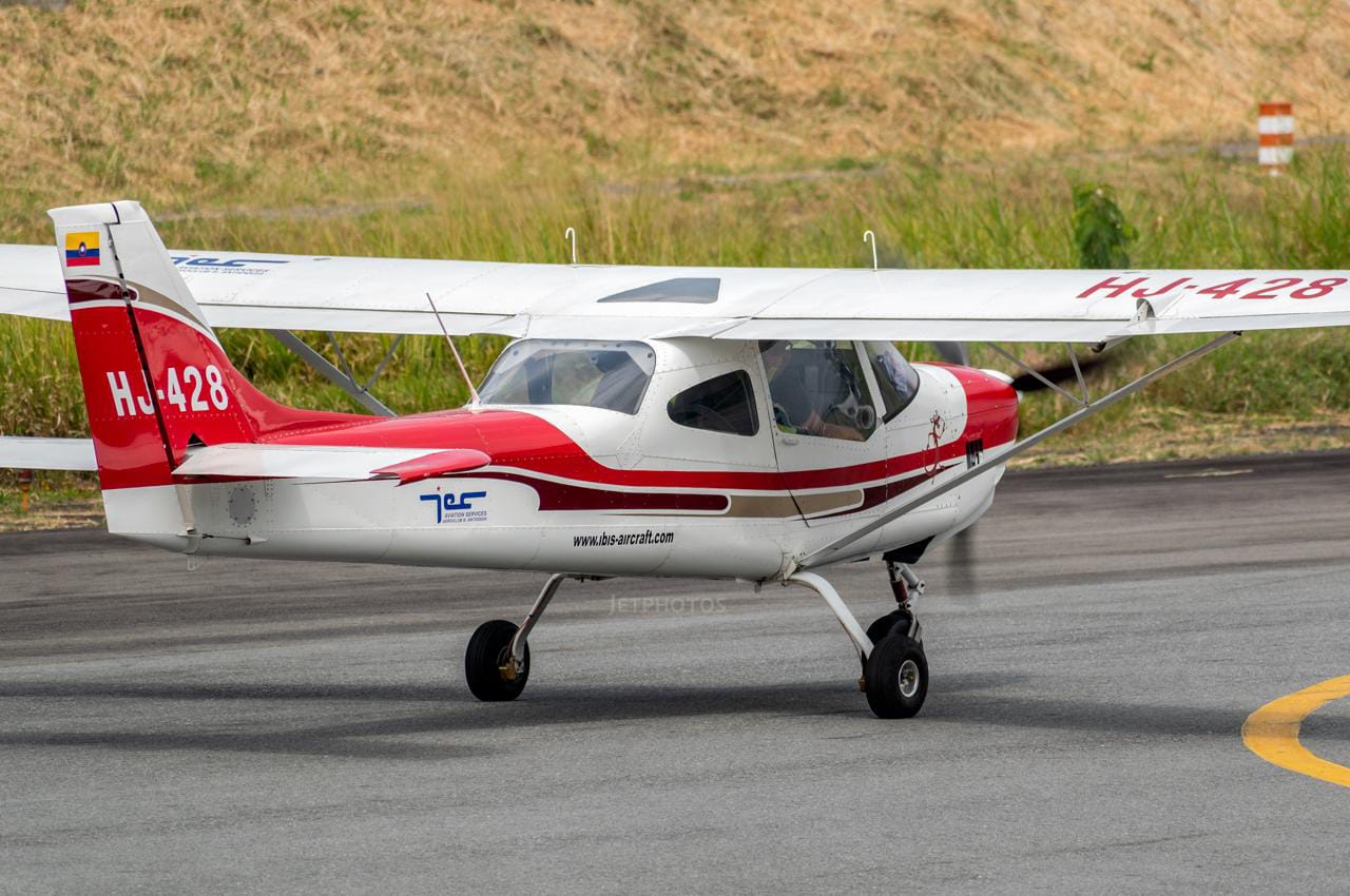 Esta es la avioneta Ibis Magic GS-700 que se accidentó en Medellín
