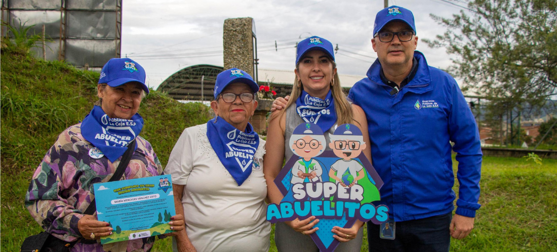 Adultos mayores de La Ceja se graduaron como “Súper Abuelitos”, guardianes del planeta