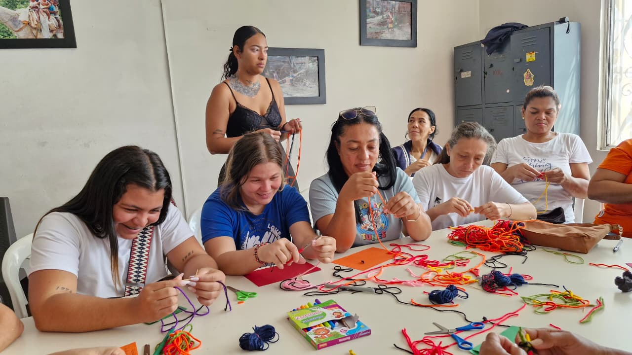 Alcaldía dispuso acompañamiento y alternativas para más de 500 trabajadores sexuales de Medellín