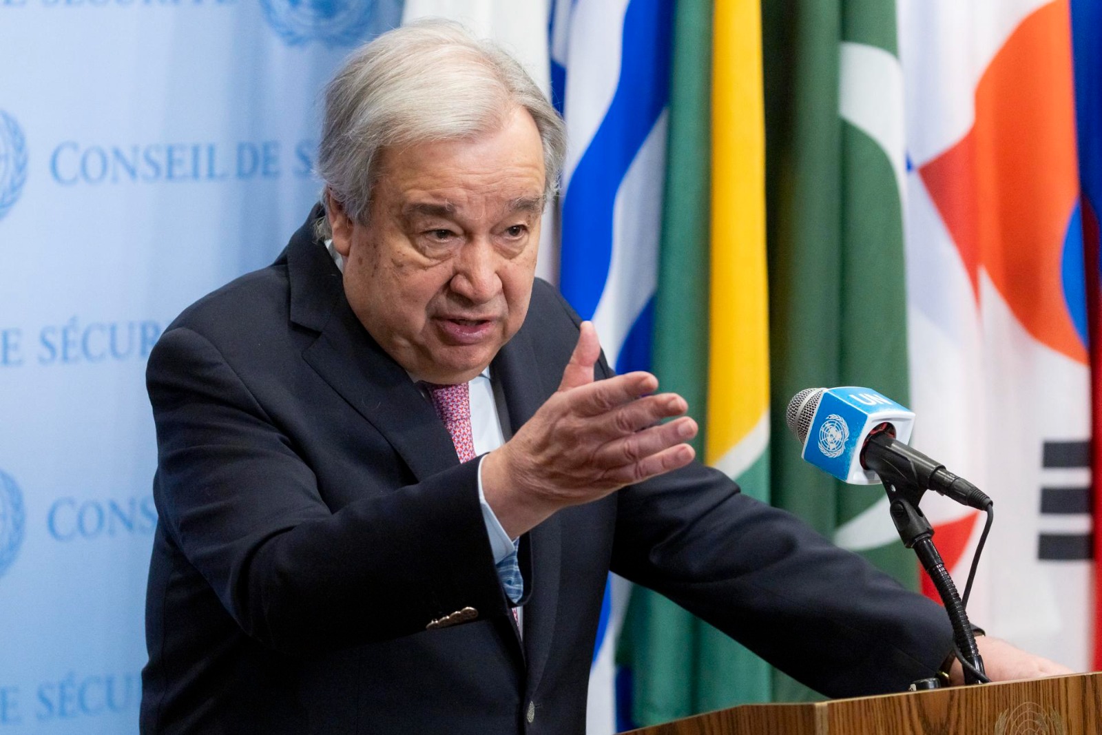 El gasto militar en el mundo se dispara y equivale a 334 dólares por persona al año