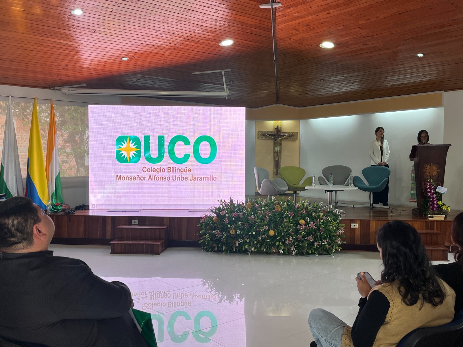 Colegio MAUJ de Rionegro logró certificación nacional como institución bilingüe