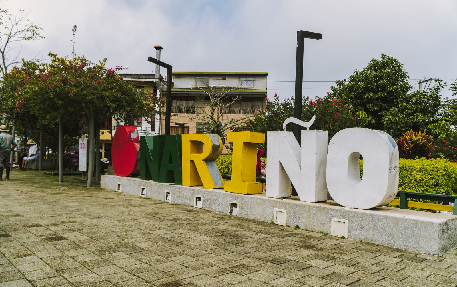 Nariño gestionó ante IDEA $809 millones para maquinaria amarilla para mejorar su red vial rural