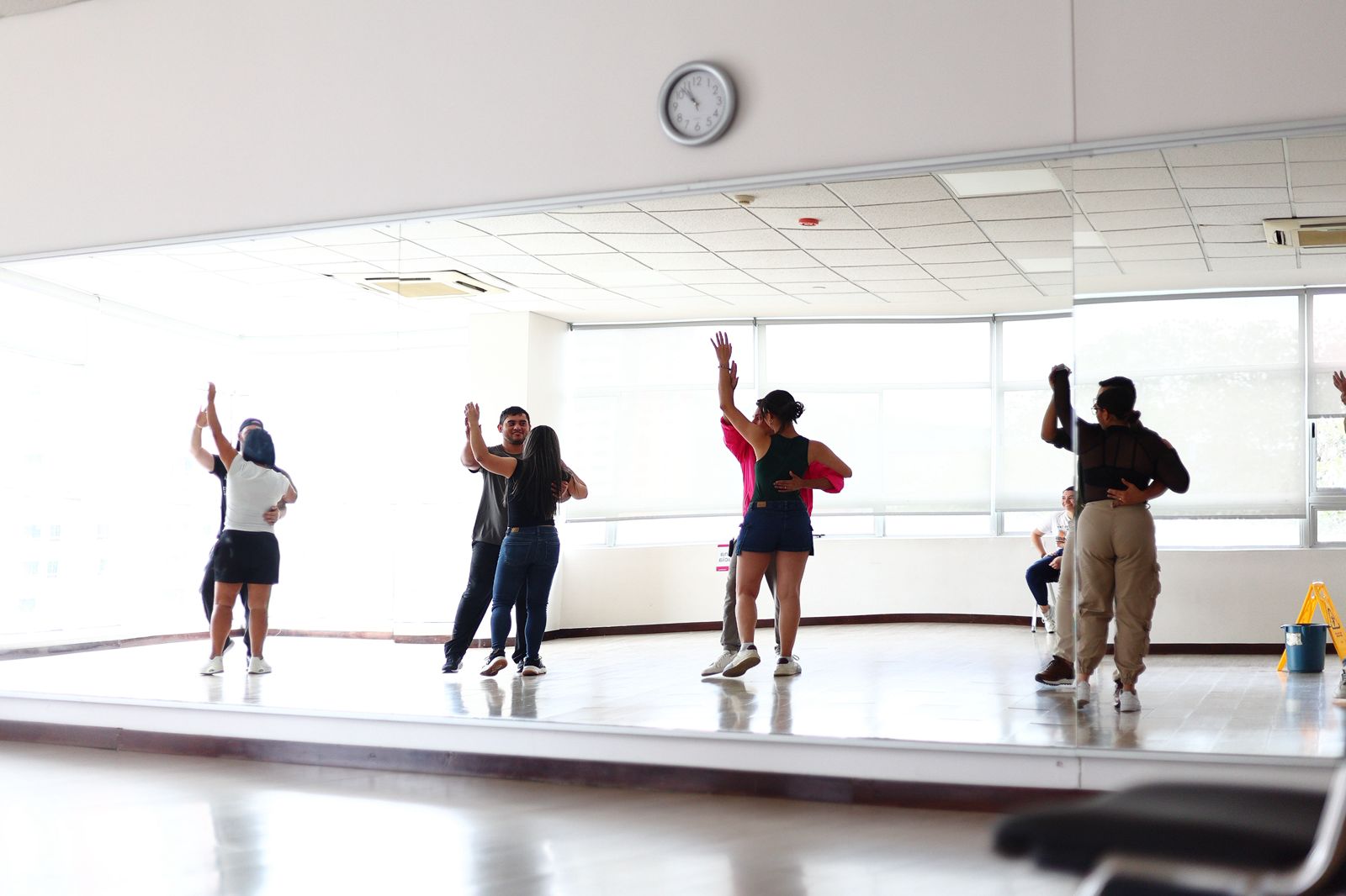 Comfama abrió matrículas de baile: 50 mil antioqueños participan cada año en cursos y franjas culturales