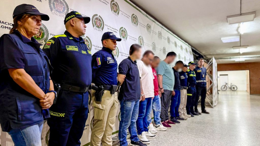 Capturaron a cinco integrantes de banda transnacional de trata de personas de Colombia a Europa: al menos 48 víctimas