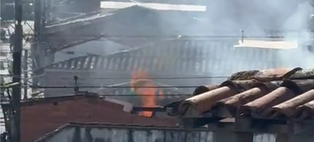 ¡Urgente! Autoridades atienden un incendio en La Ceja del Tambo