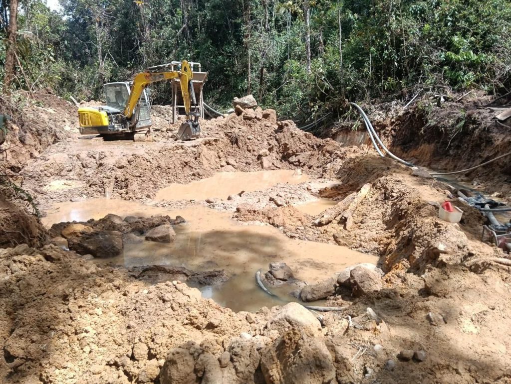 6bf1cbad f42f 4796 be73 e06b1ff04b02