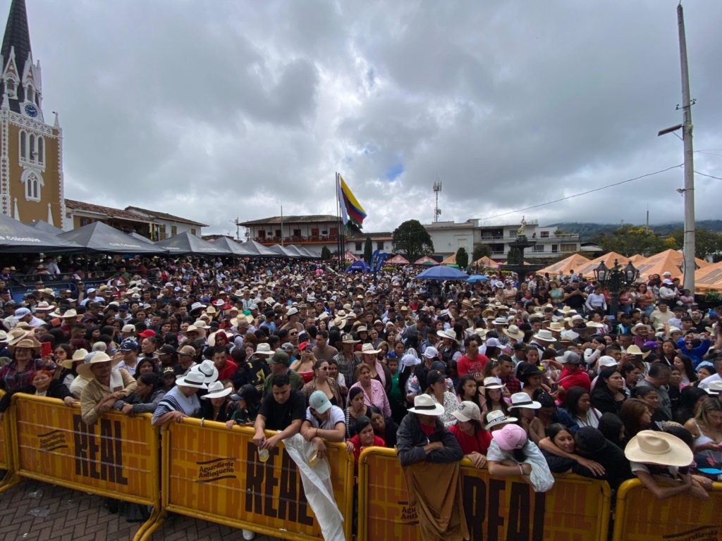 Imagen de WhatsApp 2025 10 15 a las 06.16.13 8f17c85e