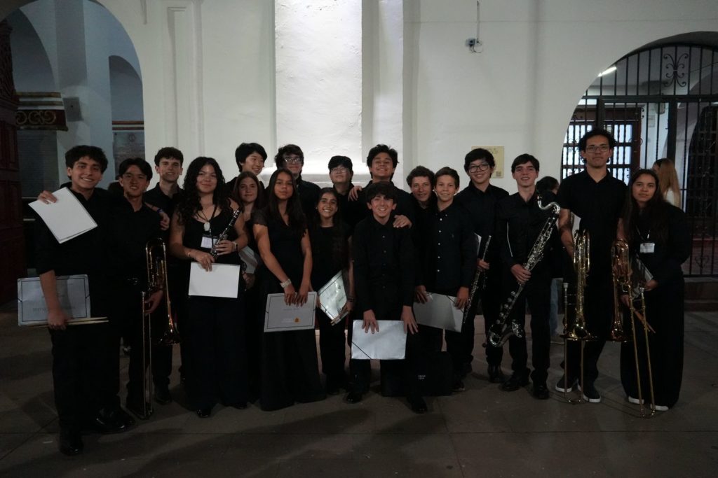 Una sinfonia de hermandad Colombia y Peru se unieron en Rionegro a traves de la musica 4