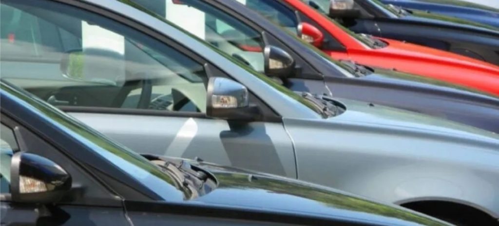 DIAN abre subasta virtual de vehículos en octubre. Así puede participar