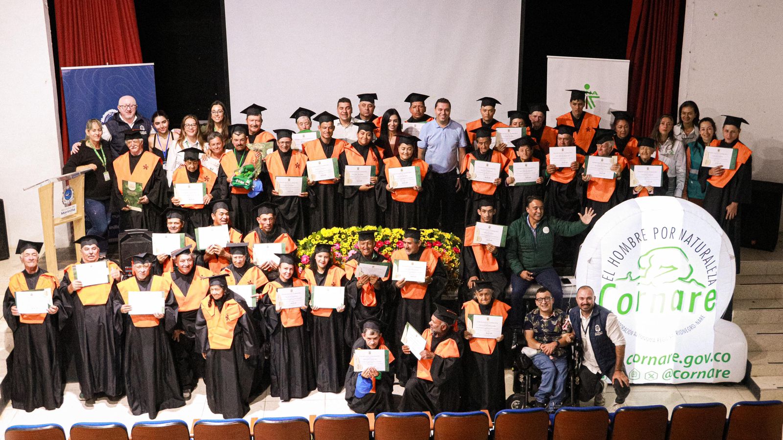 Marinilla dignifica la labor de los recicladores con certificaciones y entrega de dotación