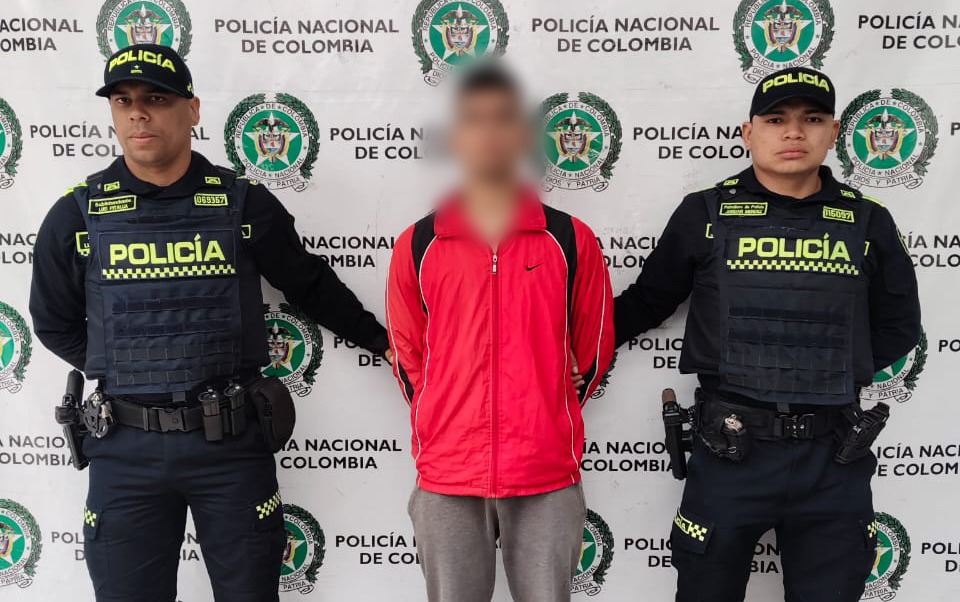 Capturaron en La Ceja a un joven de 20 años señalado de abusar de una menor, hija de su pareja sentimental, su propia prima