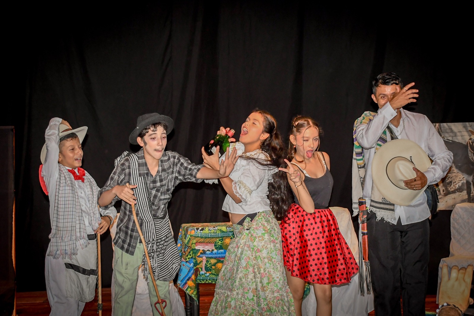 San Carlos vive el Festival Interclases de Teatro. Regresó tras once años de ausencia