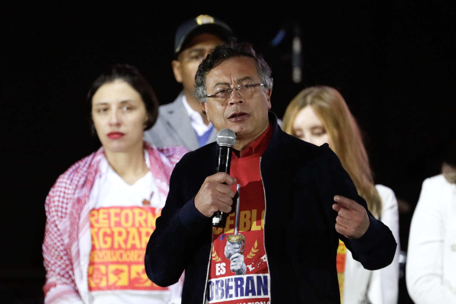 Inspeccionan la sede de Colombia Humana por investigación a la campaña de Gustavo Petro