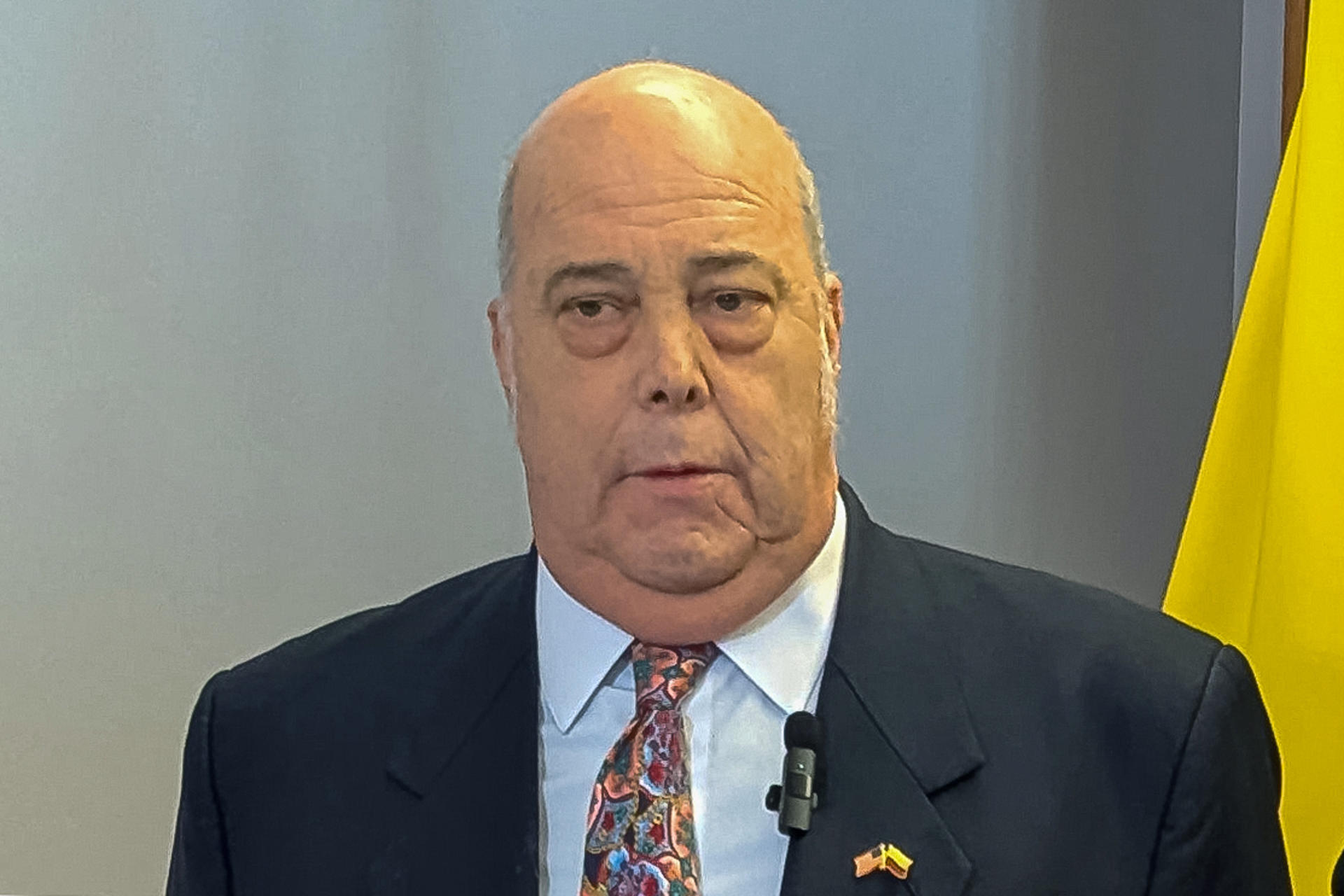 Colombia llama a consultas a su embajador en Estados Unidos en plena crisis diplomática