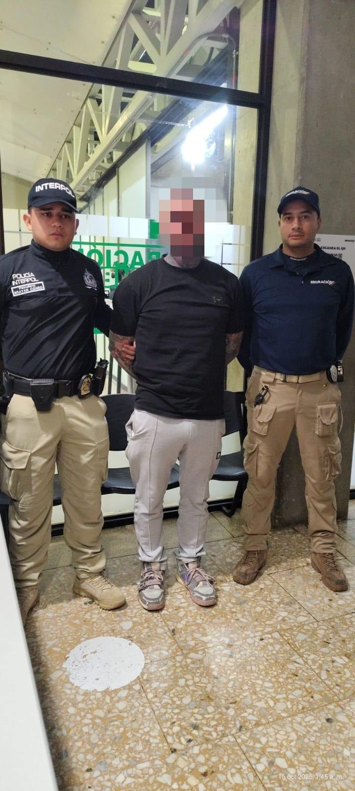 Detuvieron en el aeropuerto de Rionegro a estadounidense con más de 30 cargos por fraudes y delitos federales