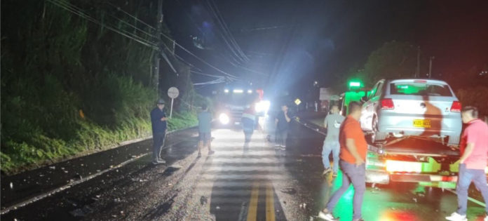 web-Motociclista-perdió-la-vida-tras-colisionar-con-un-caballo-en-vía-del-Oriente