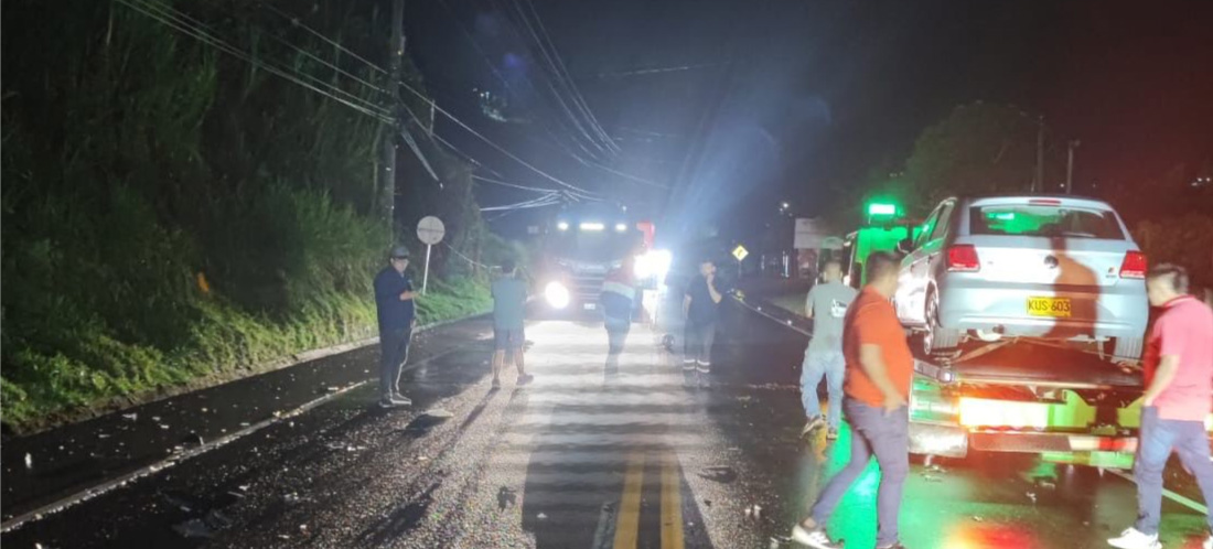 Motociclista perdió la vida tras colisionar con un caballo en vía del Oriente