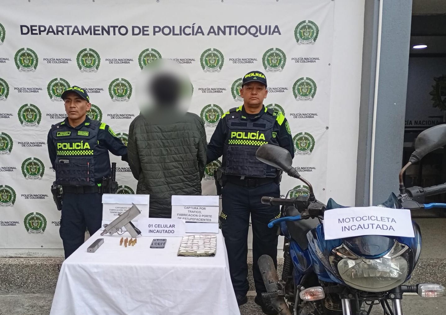 Capturan en Guarne a un hombre con un subfusil y dosis de estupefacientes