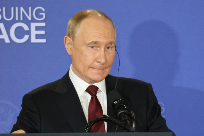 Rusia se muestra dispuesta a reanudar las negociaciones con Ucrania en Estambul