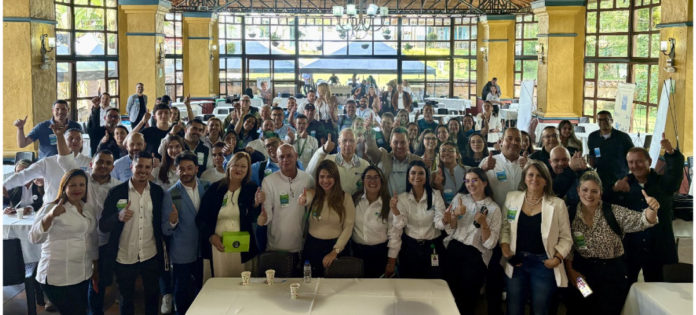 pu2-Rueda-de-Negocios-CEO-generó-559-reuniones-entre-empresas del Oriente