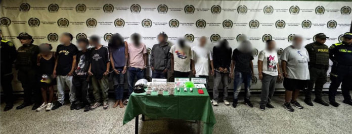 web-Alias-Cucho,--madre-y-11-personas-más-fueron-capturadas-por-ser-presuntos-expendedores-de-estupefacientes-en-el-sur-de-Medellín