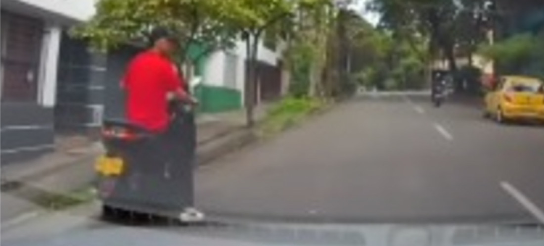 “Ánimas benditas, protégenos”: ni plegarias impidieron robo a adultos mayores en el centro de Medellín