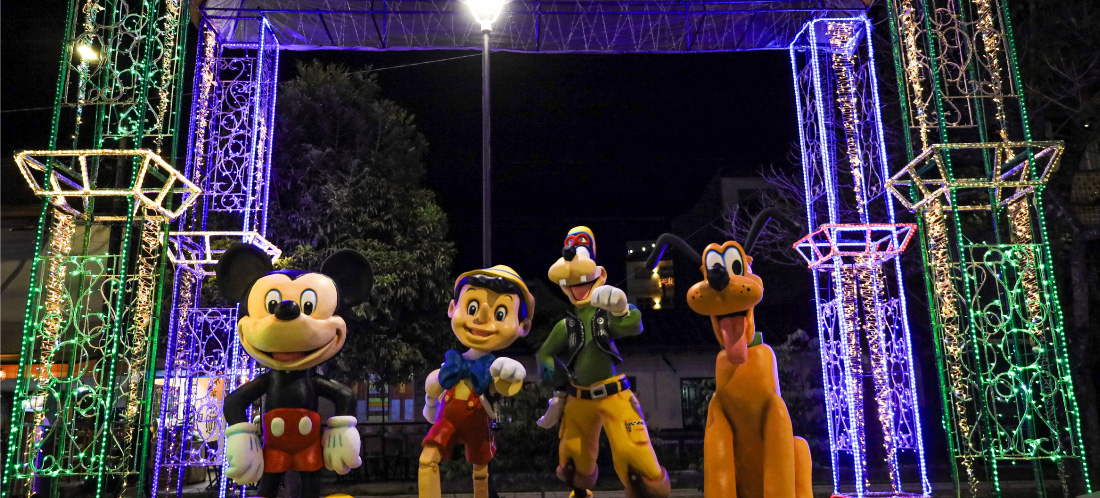 Guatapé, el primer pueblo del Oriente en encender sus alumbrados