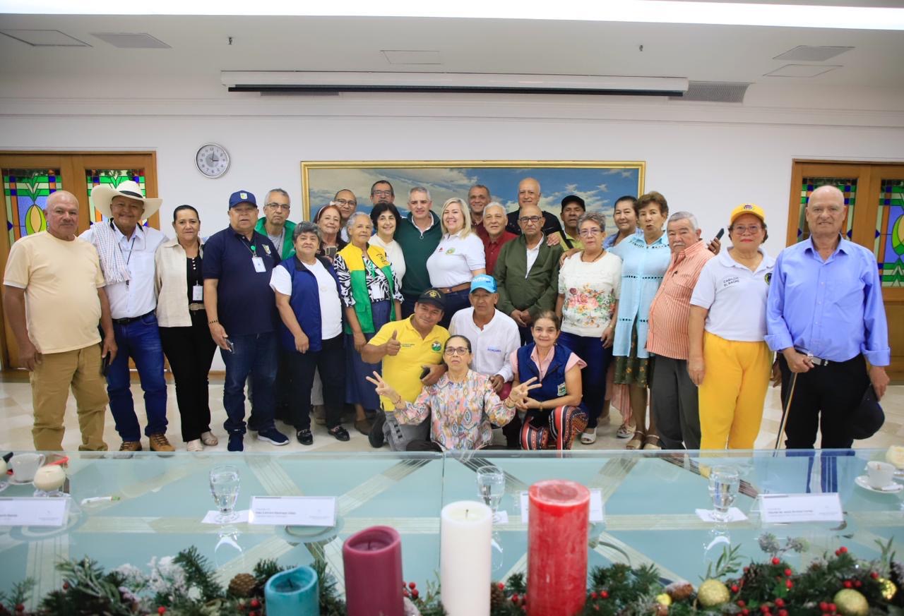 Gobernador Andrés Julián Rendón se reunió con la Red de Cabildos Mayores y destacó inversión para la población mayor de Antioquia