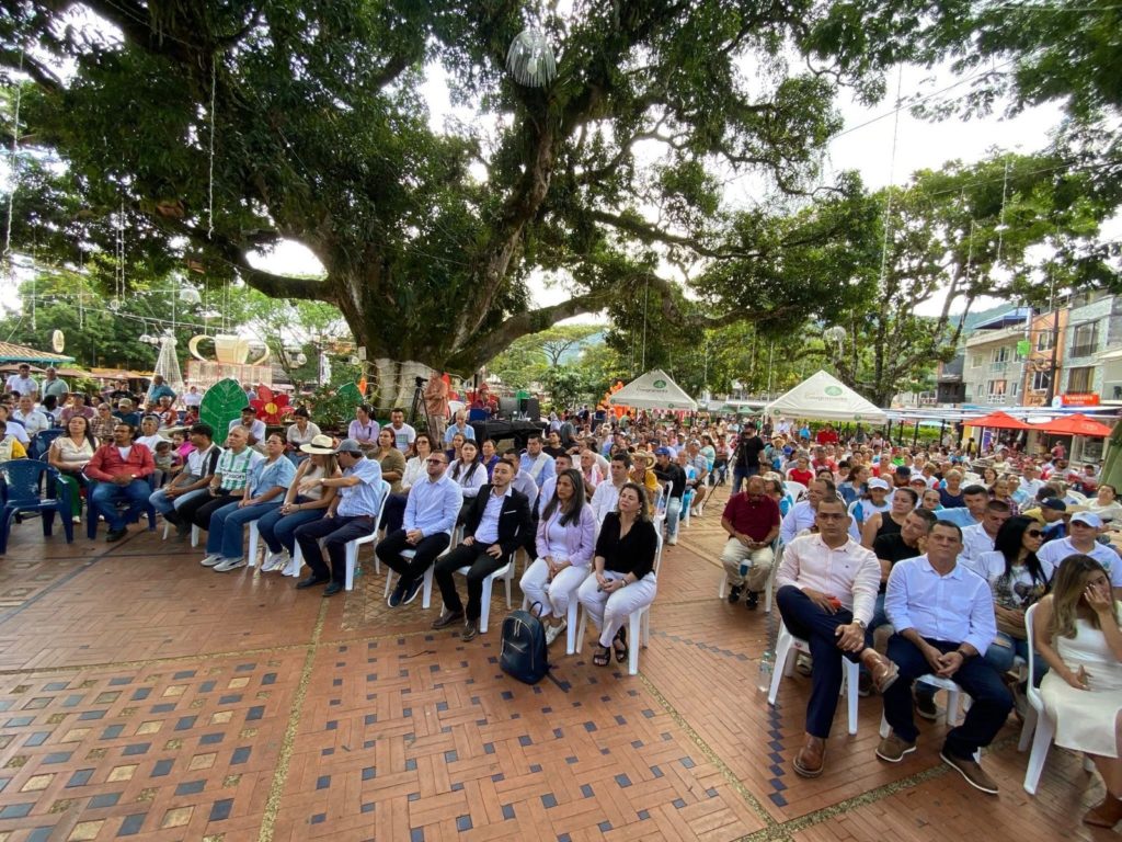 22cb4918 f8c8 4966 824a 8bc7193df1fd