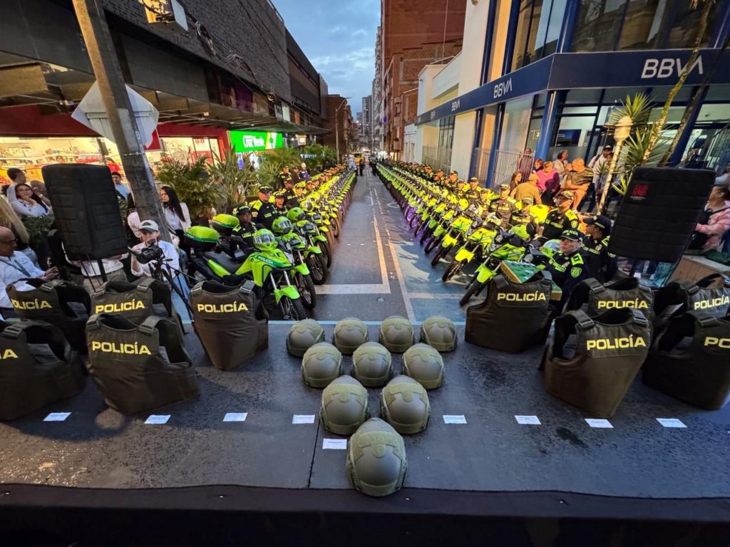 2d6d62a2 d8ad 4ce6 b17d d278f4a7f6b4