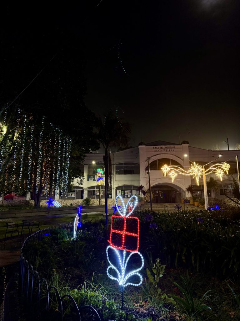 Alumbrado en Santa Elena 1