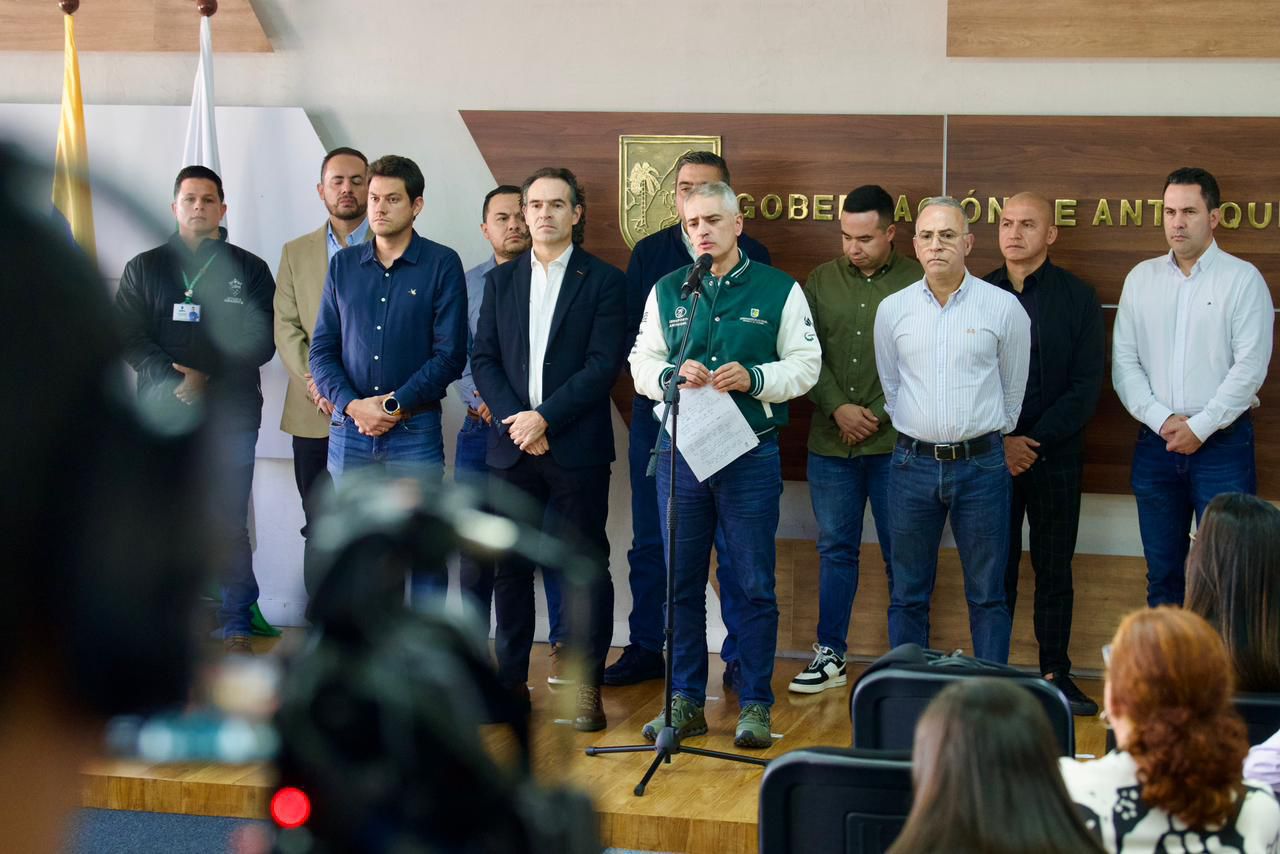 Esto dejó el consejo de seguridad entre la Gobernación de Antioquia y la Alcaldía de Medellín tras los recientes ataques en el Valle de Aburrá