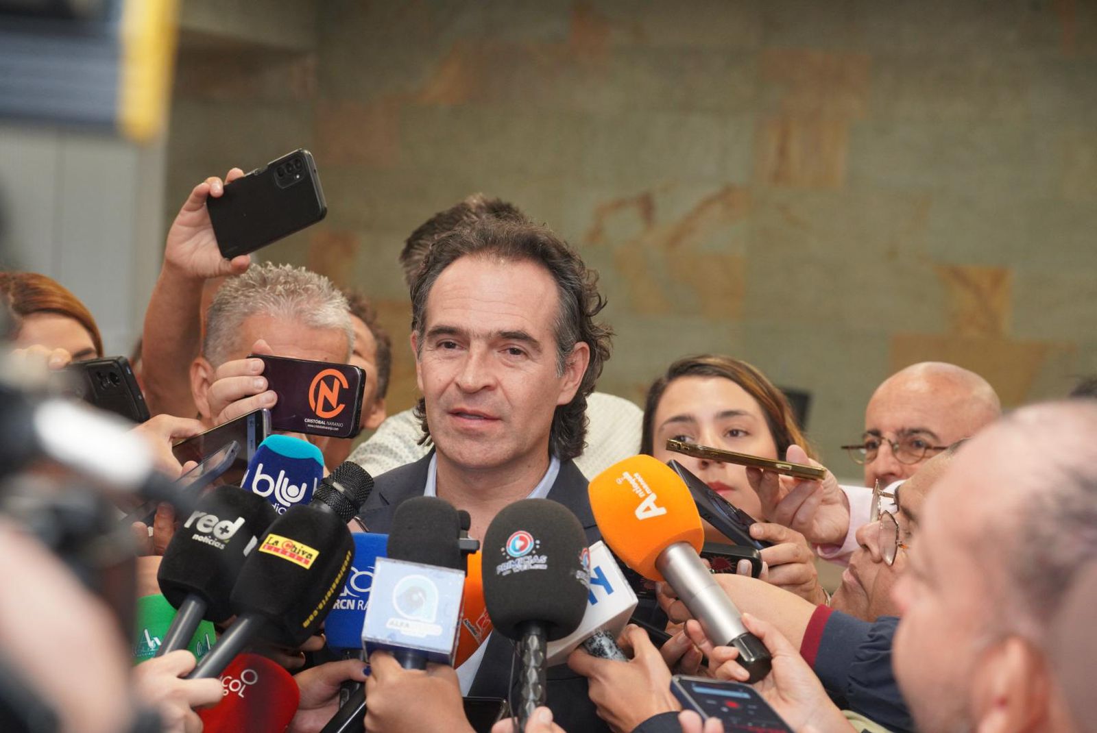 Alcalde Federico Gutiérrez presentó su segunda rendición de cuentas con avances en seguridad, pobreza, educación e infraestructura