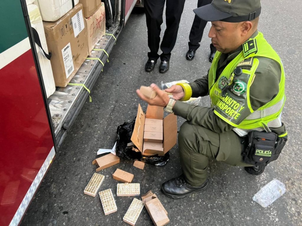 c3f790e7 0b54 43f2 9403 d0d6c1683cc2