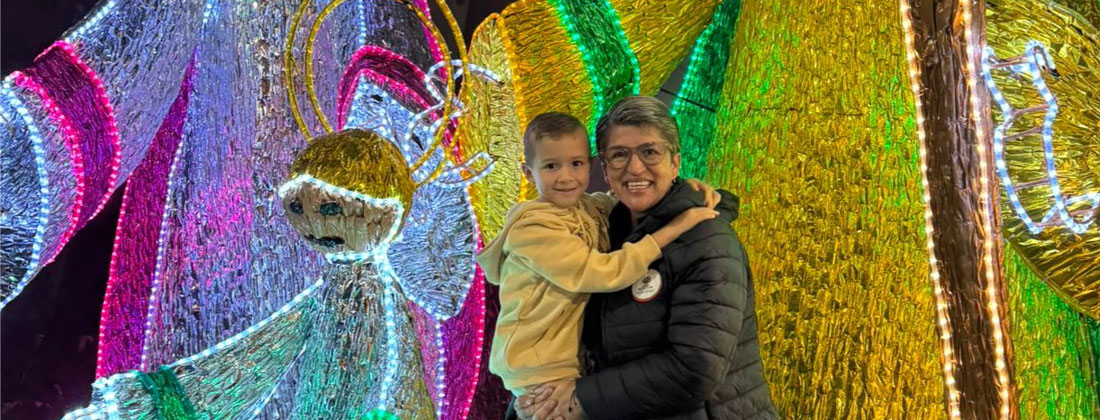 El Peñol inauguró su alumbrado navideño inspirado en el circo y la Navidad tradicional