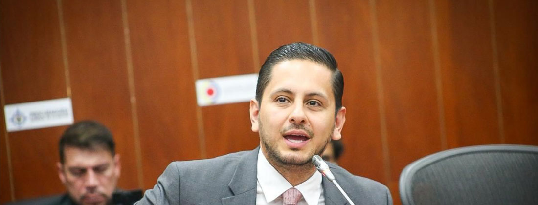 “El senador que más oposición le hizo a Petro”: Esteban Quintero presenta su informe de gestión