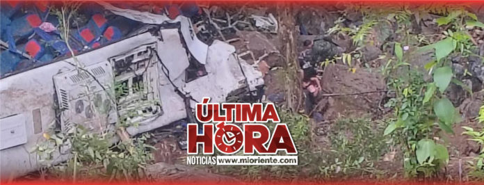 web-Gobernador-viaja-a-Remedios-tras-accidente-de-bus-escolar,-“es-un-día-muy-triste”,-dijo-el-mandatario