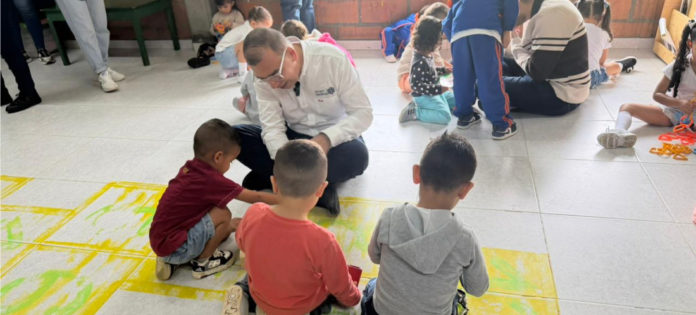 web-Inició-entrega-de-dotaciones-del-Grupo-Réditos-a-más-de-2-100-menores-en-Antioquia,-por-Obras-por-Impuestos