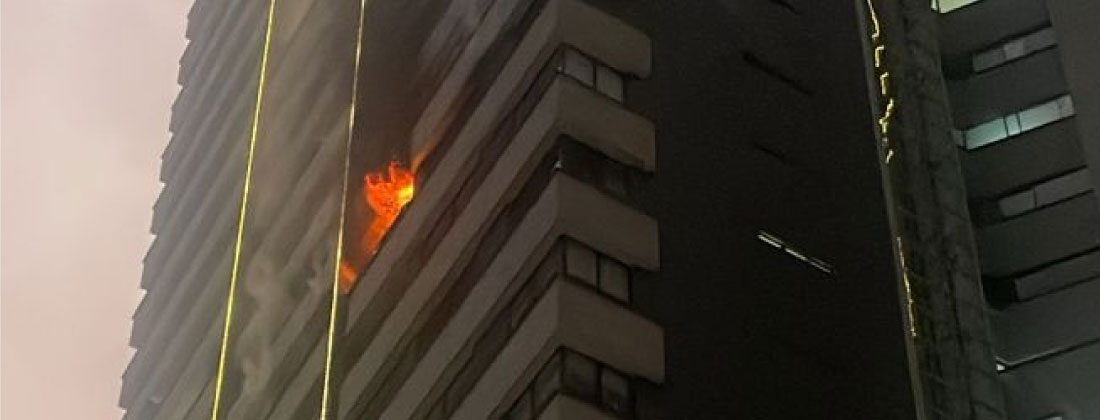 Noche de las Velitas terminó con seis heridos y un perro muerto por incendio en unidad residencial en Medellín