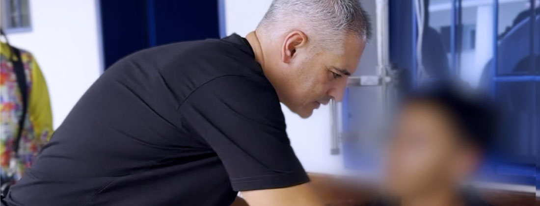 «Un día muy triste para Antioquia»: Gobernador acompaña a víctimas de la tragedia escolar en el Nordeste