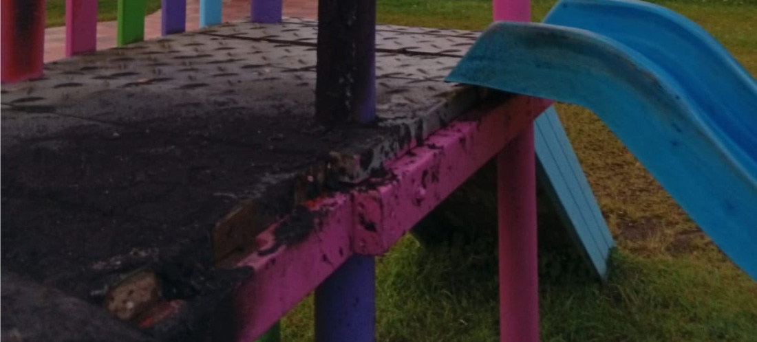 Un globo de mecha causó incendio en parque infantil de un CDI en La Ceja
