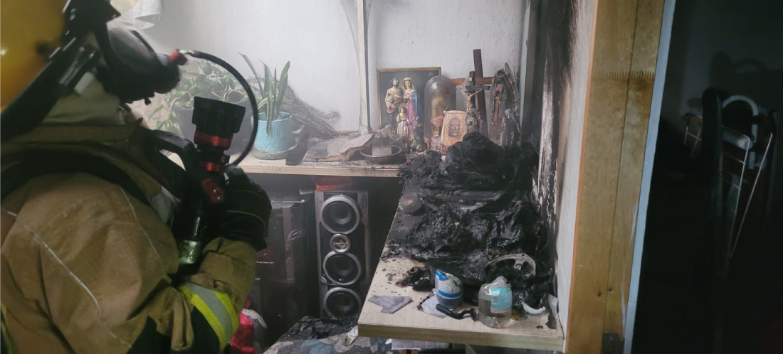 ¡Pilas este 7 de diciembre! Una vela sin supervisión originó un incendio en una vivienda del barrio Los Lagos de Rionegro