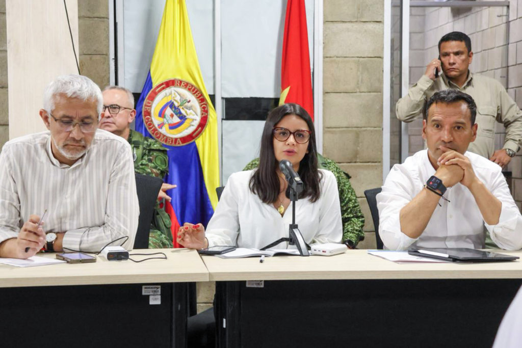 Colombia desplegará 30.000 soldados en la frontera con Venezuela para mantener seguridad