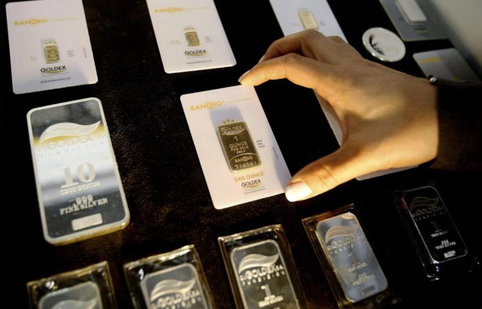 El oro y la plata se acercan a los máximos históricos de diciembre