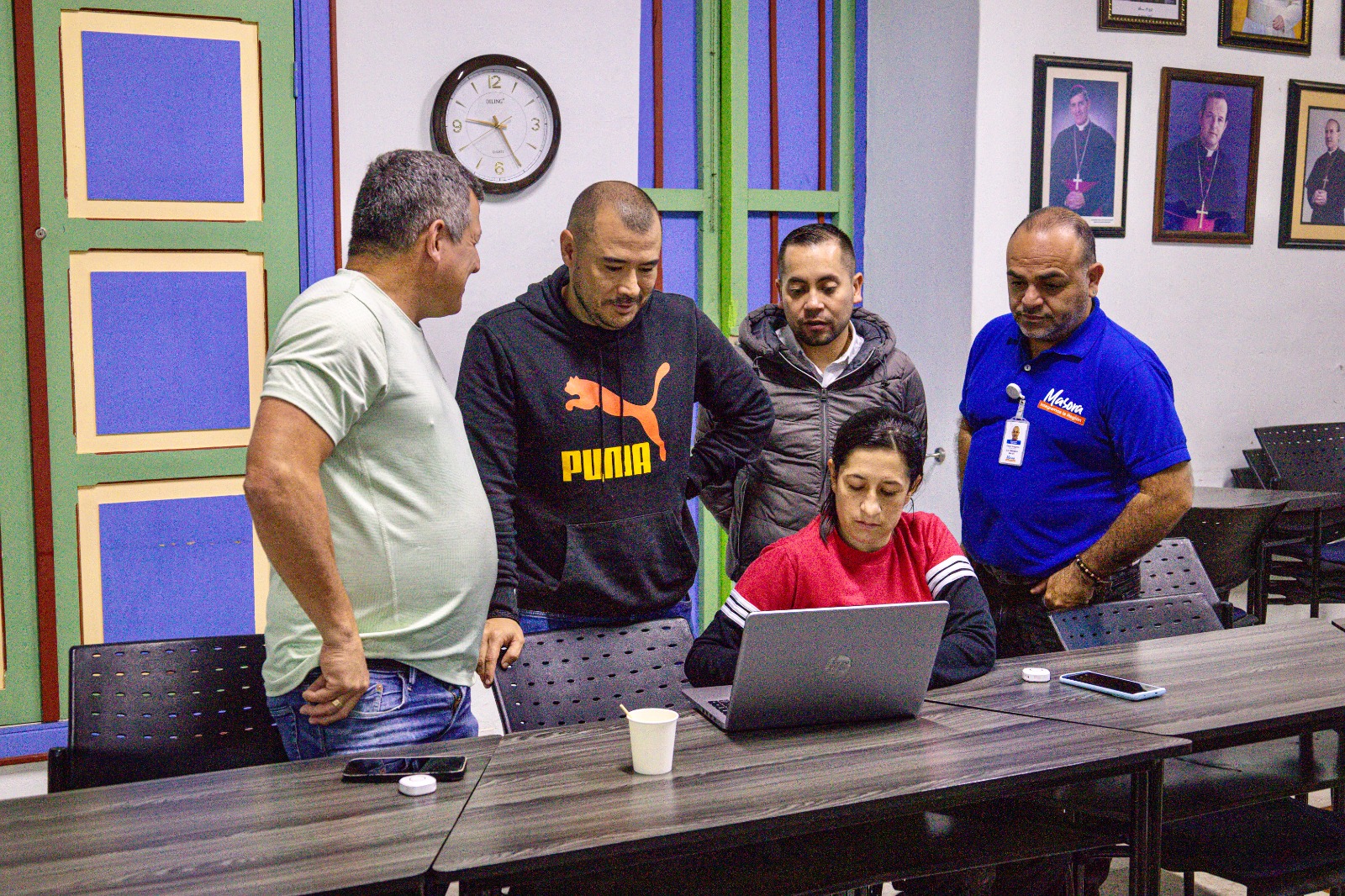 Guatapé implementa botones de pánico en comercios con alerta directa a la Policía