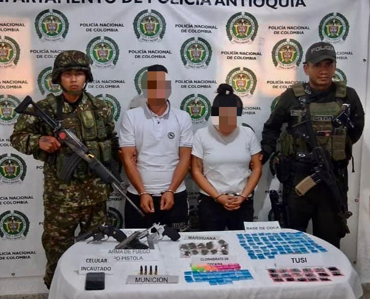 Capturaron a dos personas con armas y estupefacientes en la misma vereda donde ocurrió la masacre en Abejorral