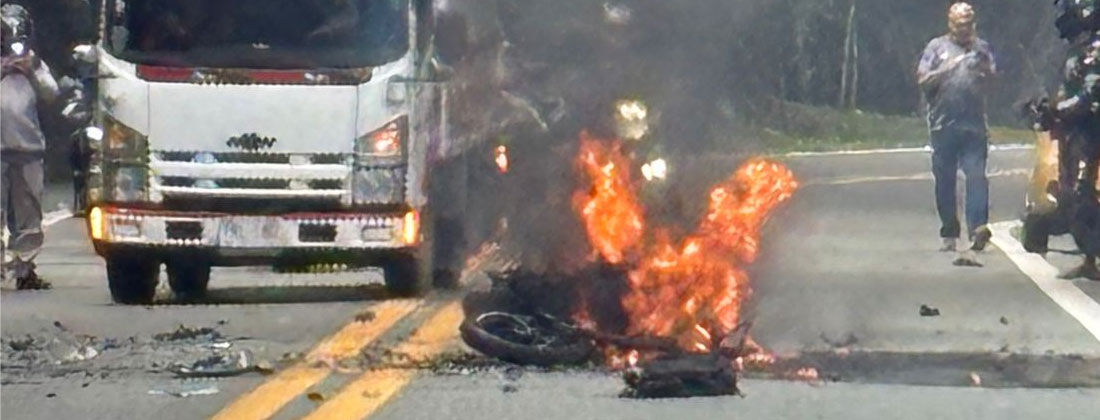 Cierre total en la variante Las Palmas tras choque entre dos motocicletas que dejó un fallecido