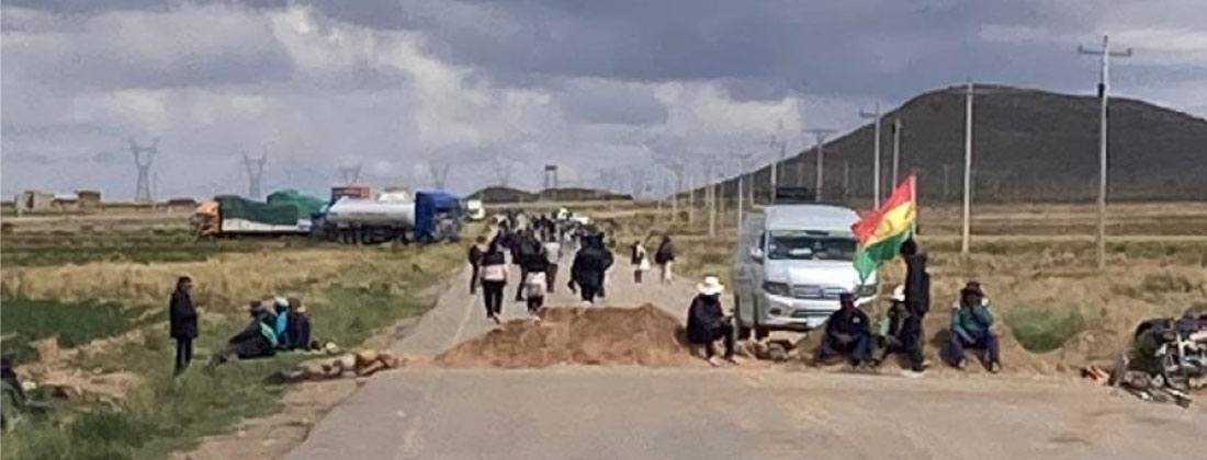 “Lanzan piedras a los buses” mujer de El Carmen de Viboral está atrapada en Bolivia, con 30 colombianos más, por Paro Nacional
