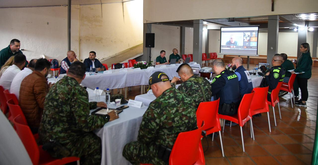 Recompensas de hasta $250 millones y nuevas cámaras: así se reforzará la seguridad en la zona Bosques del Oriente antioqueño